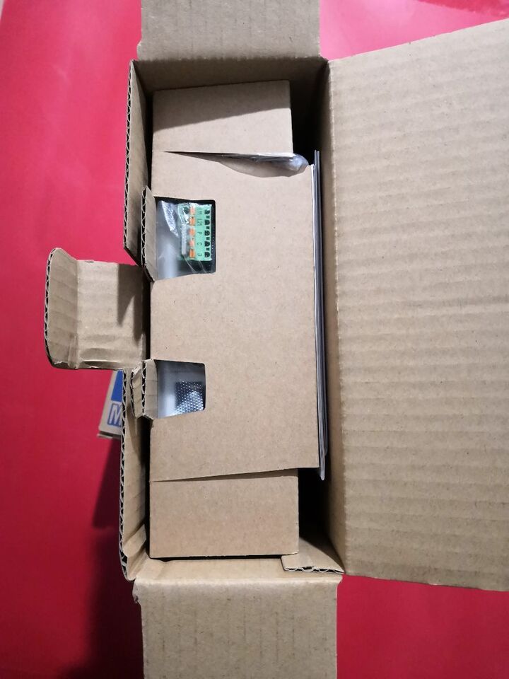 new MITSUBISHI MR-J4-350B4-RJ SERVO Driver MRJ4350B4RJ In Box ping - MITSUBISHI