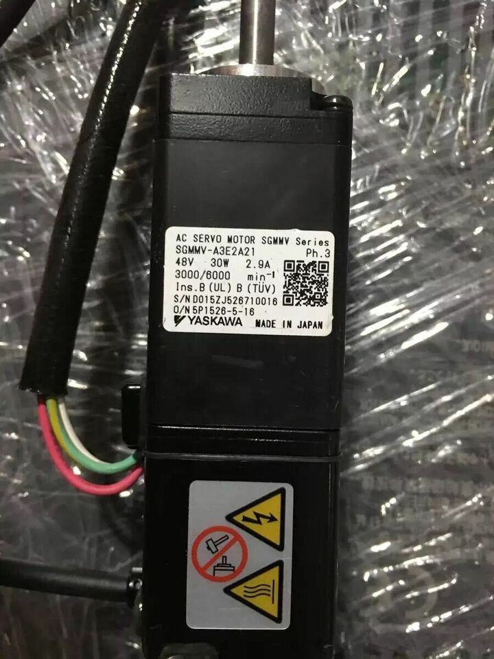 new YASKAWA SERVO MOTOR SGMMV-A3E2A21 SGMMVA3E2A21 PING - YASKAWA