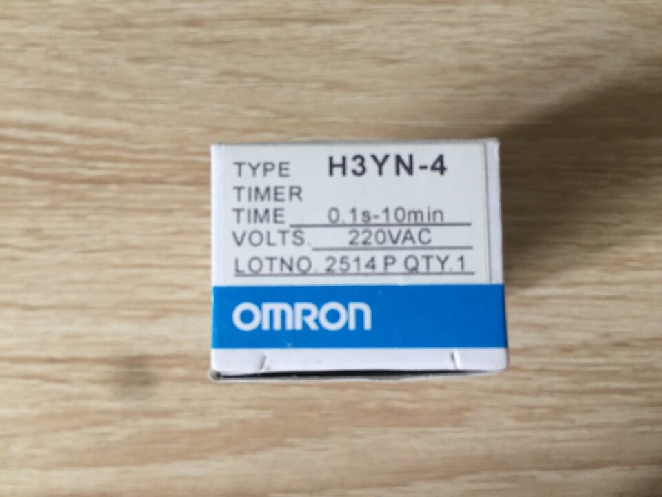new Omron H3YN-4 100-120VAC Relay One H3YN4 - OMRON