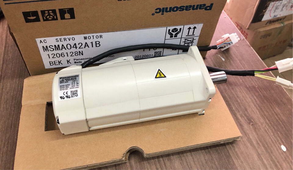 new 1PC Panasonic MSMA042A1B AC Servo Motor ping - PANASONIC