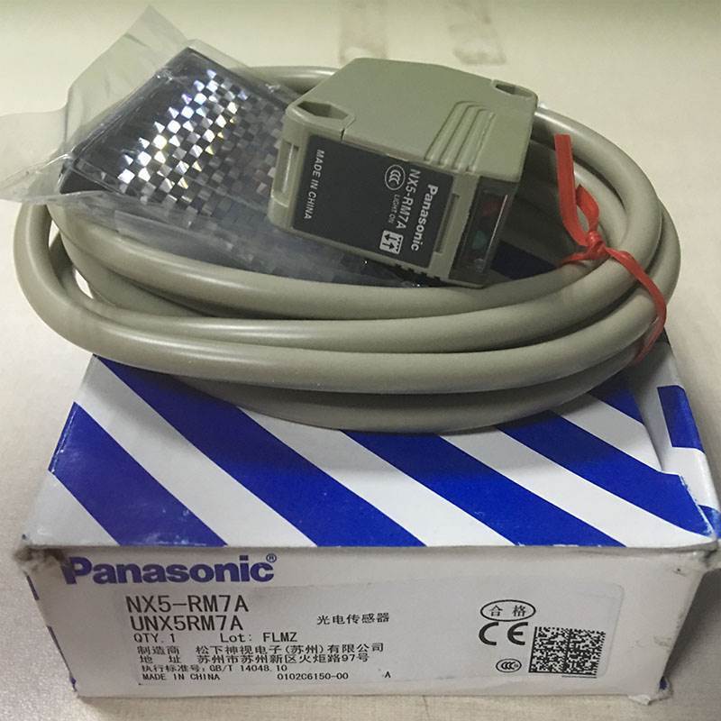 new 1PC  Panasonic SUNX NX5-RM7A Photoelectric Sensor NX5RM7A SUNX