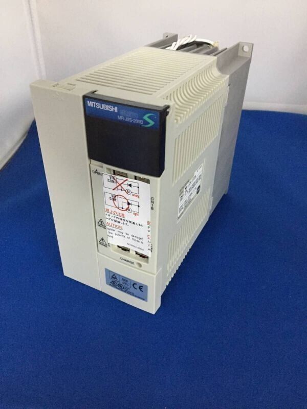 new Mitsubishi MR-J2S-200B Servo Drive In Box 1PC ping MRJ2S200B - MITSUBISHI