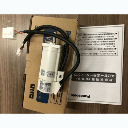 new 1PC Panasonic MSMA012A1N AC Servo Motor In Box ping