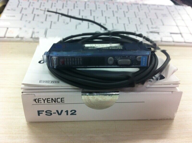 new 1PC Keyence FS-V12 Optical Fiber Amplifier FSV12