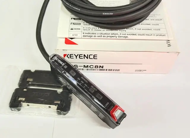 1PC KEYENCE FS-MC8N Digital Laser Sensor New In Box FSMC8N KOEEK