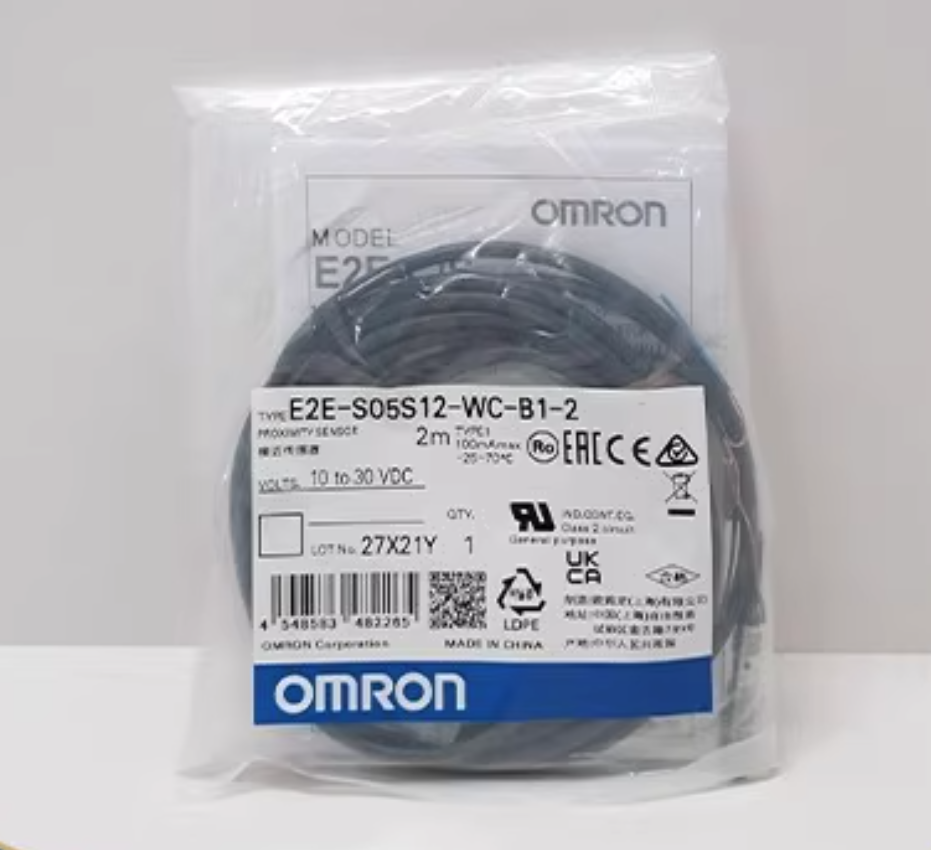 new 1PC Omron E2E-S05S12-WC-B1-2 Proximity Switch E2ES05S12WCB12 - OMRON
