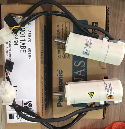 new 1PC  Panasonic MSM011ABE Servo Motor In Box ping