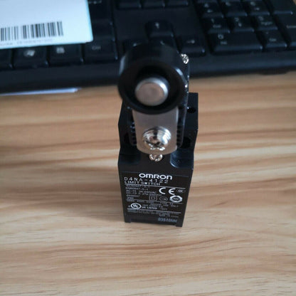 new OMRON D4NA-4122 Limit Switch D4NA-4122 One - OMRON