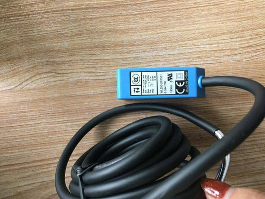 1-PC Sick WL250-2R1531 WL2502R1531 Photoelectric Sensor - SICK