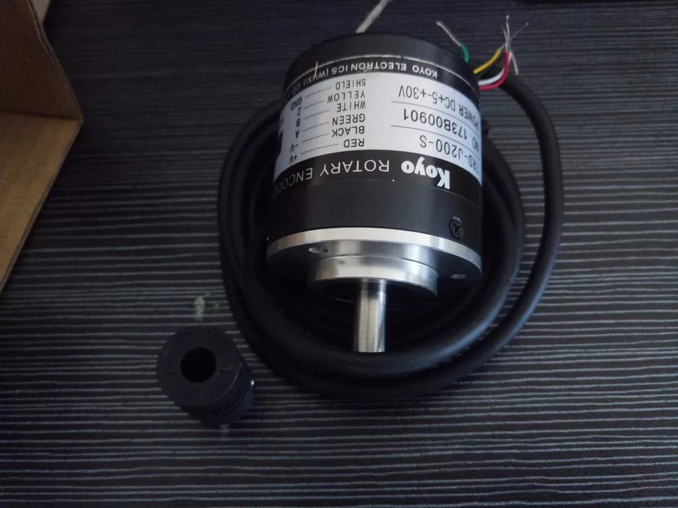 new 1PC  Koyo TRD-J200-S Rotary Encoder TRDJ200S