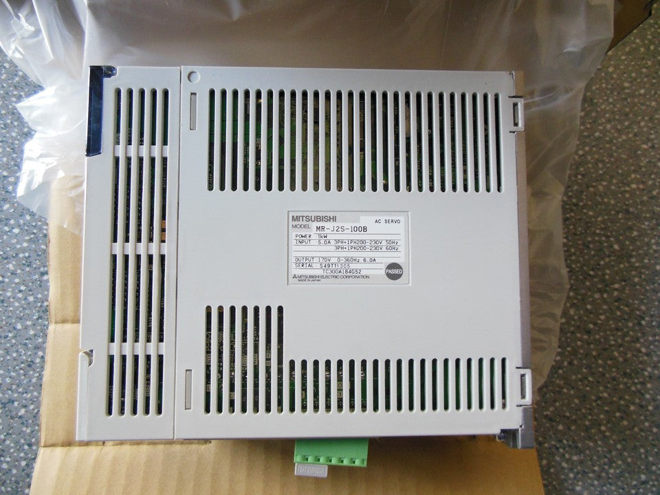 new 1PC MITSUBISHI MR-J2S-100B SERVO Driver MRJ2S100 ping