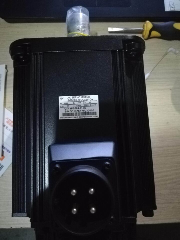new 1PC YASKAWA SGMSH-30DCA6F-OY Servo Motor In Box ping - YASKAWA
