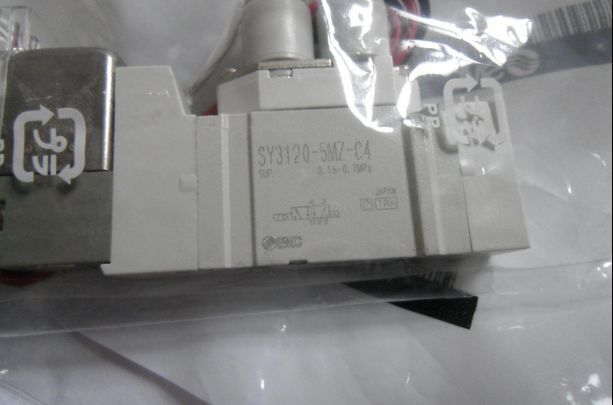 new 1PC SMC SY3120-5MZ-C4 Solenoid Valve SY31205MZC4 - SMC