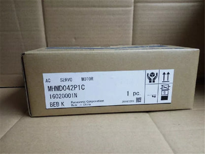 new 1PC Panasonic MHMD042P1C Servo Motor In Box ping - PANASONIC