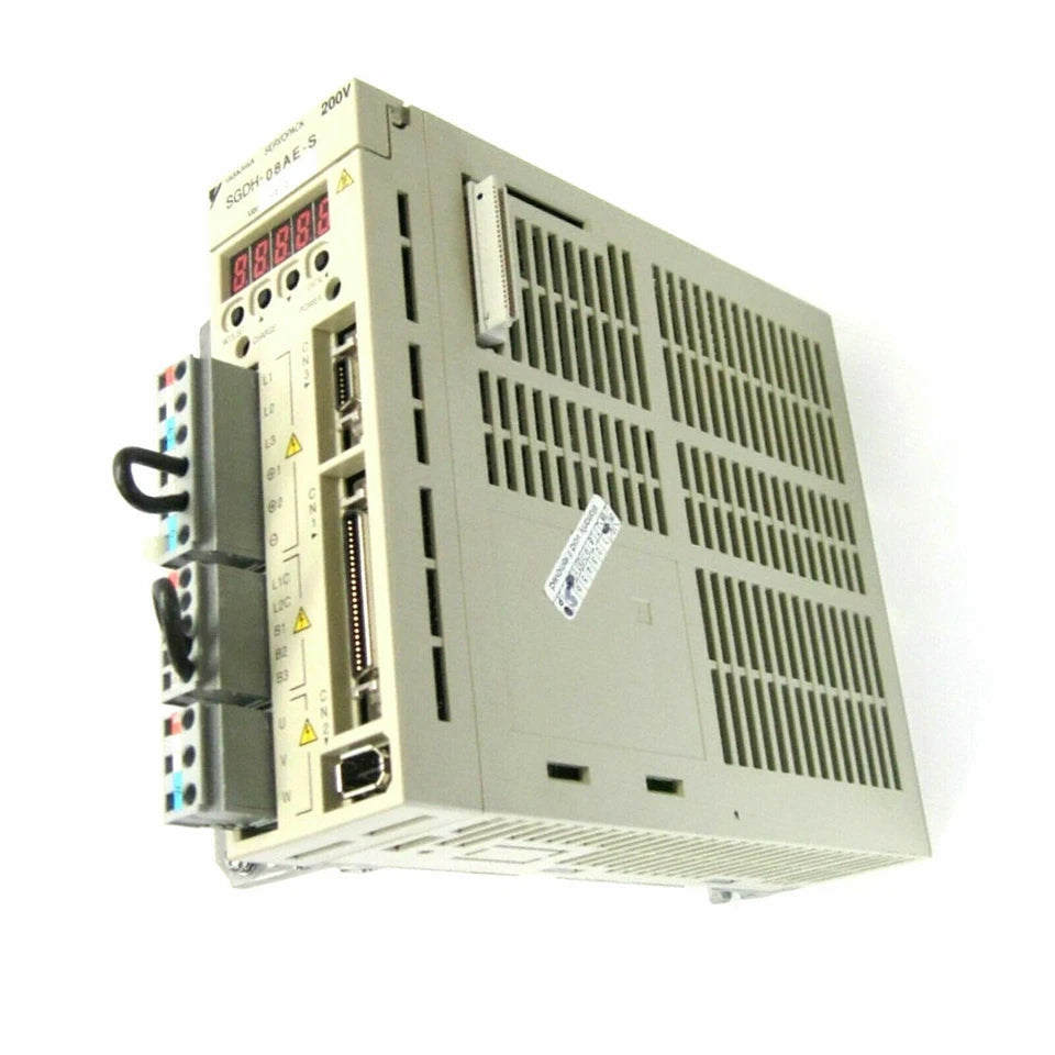 new 1PC YASKAWA SGDH-08AE-S Servo Driver SGDH08AES In Box ping