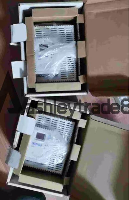 LENZE ESMD752L4TXA Frequency Inverter - LENZE