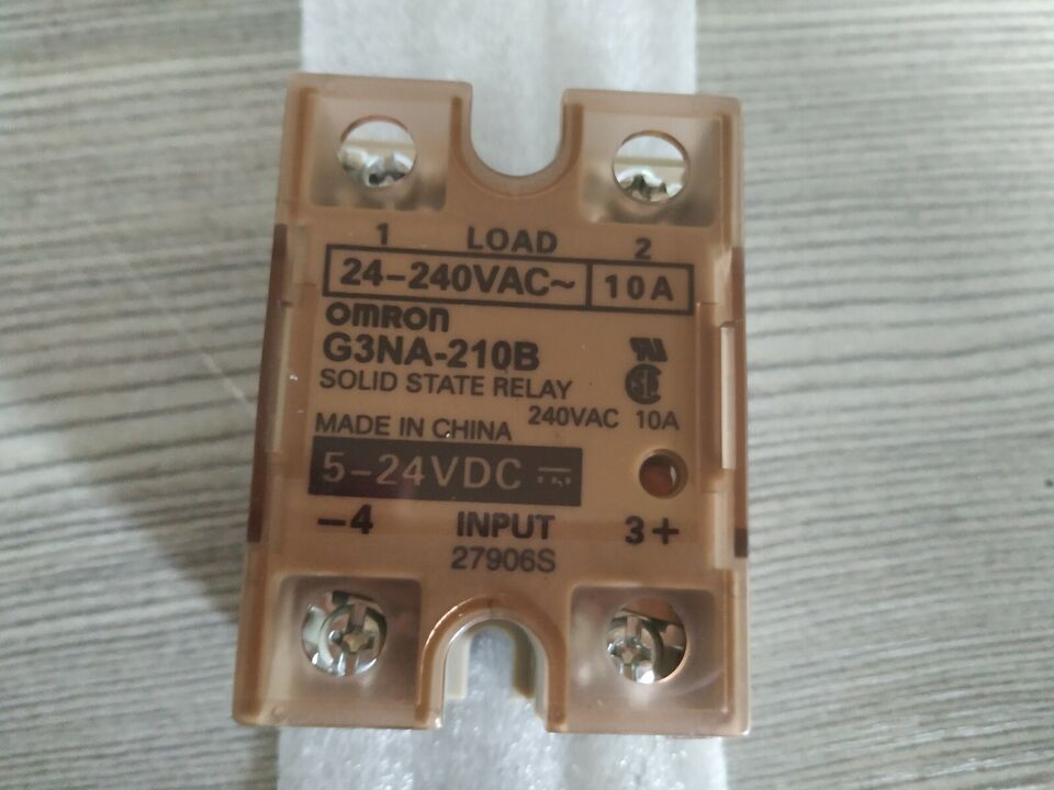 new Omron G3NA-210B Solid State Relay One G3NA210B - OMRON