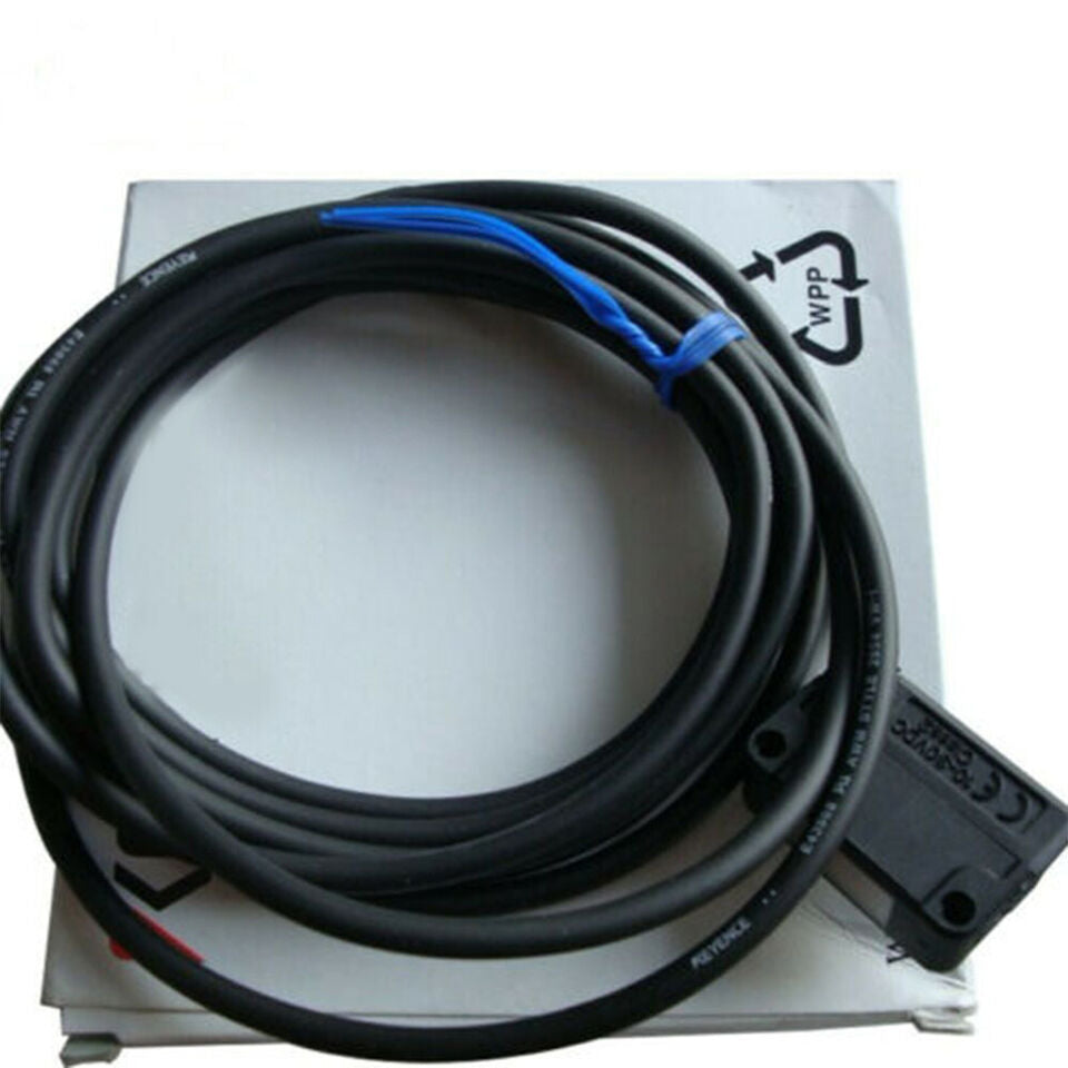 Keyence PZ-41P Photoelectric Switch - KEYENCE