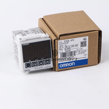 New One Omron Temperature Controller E5CSL-QTC 100-240VAC - OMRON