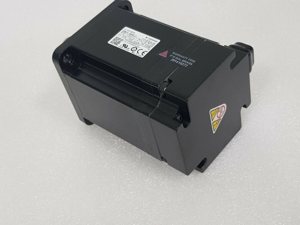 new 1PCS Yaskawa SGMJV-08ADL21 Servo Motor In Box ping