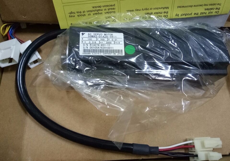 Yaskawa SGMAS01A2AYR11 Servo Motor - YASKAWA