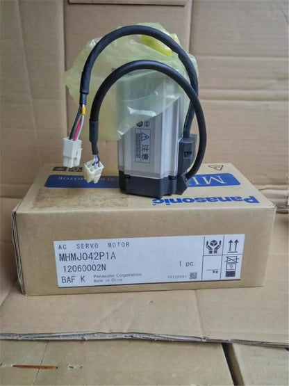 new 1PC Panasonic MHMJ042P1A Servo Motor In Box ping - PANASONIC
