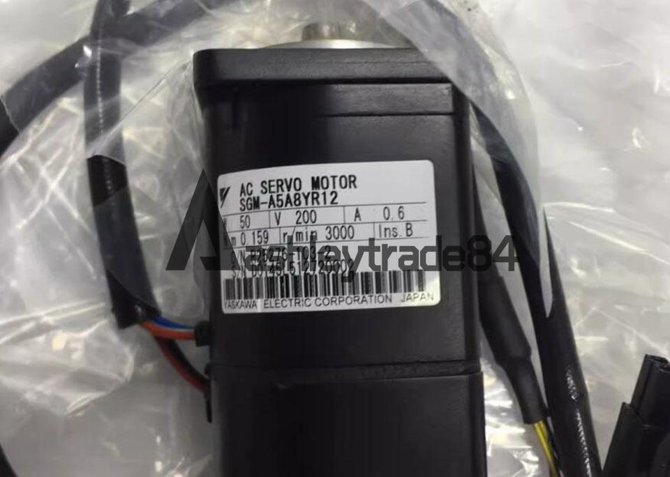 new 1PCS  YASKAWA SERVO MOTOR SGM-A5A8YR12