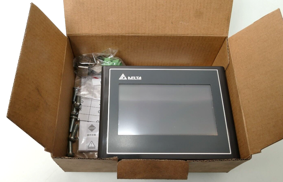 New 1PC DOPB03S211 Touch Screen Panel In Box - DELTA
