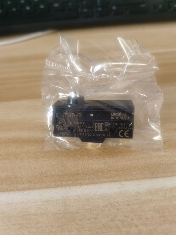 new 10PCS Omron Z-15GD-B Limit Switch Z15GDB - OMRON
