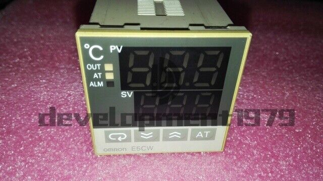 OMRON Temperature Controller E5CW-Q1KJ - OMRON