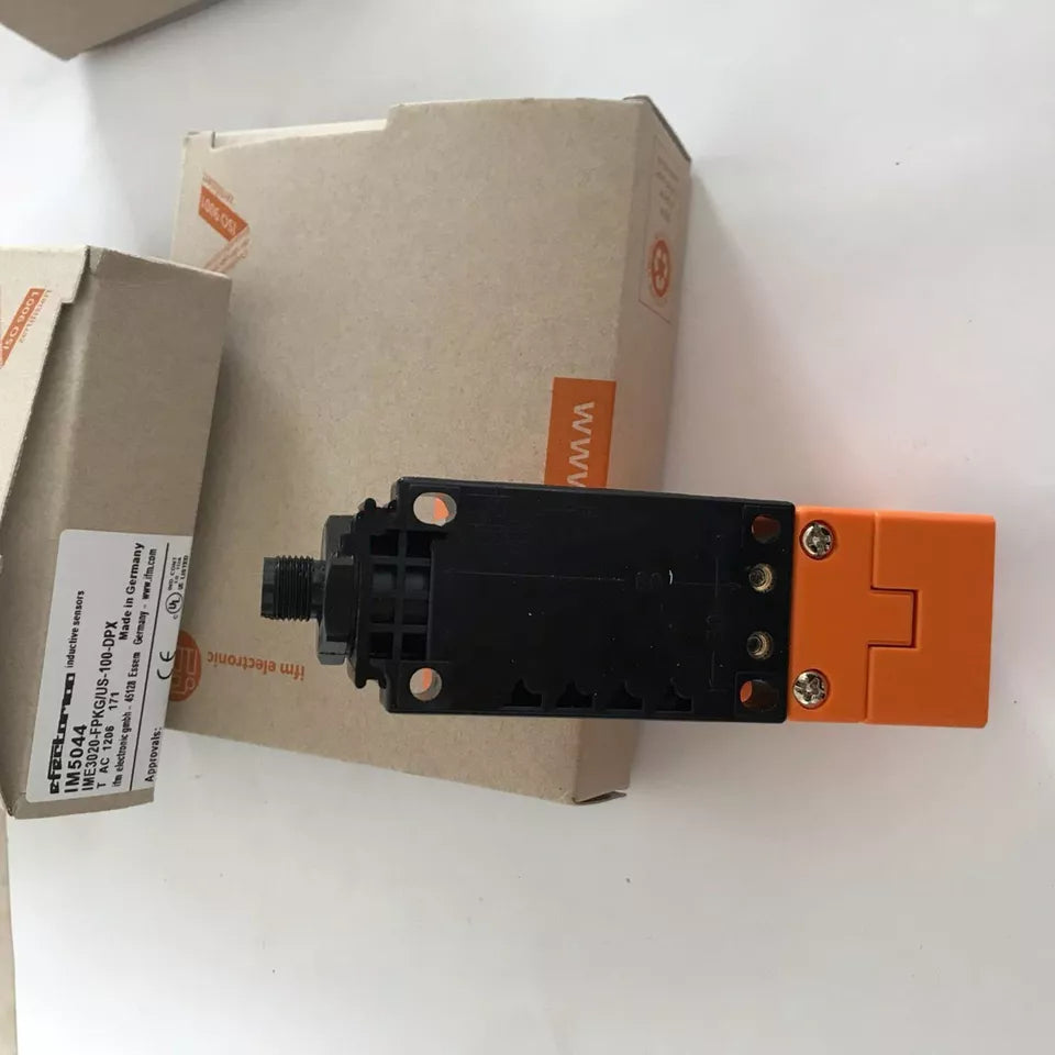 IFM IM5044 Proximity Switch One - IFM Proximity Switch - IFM