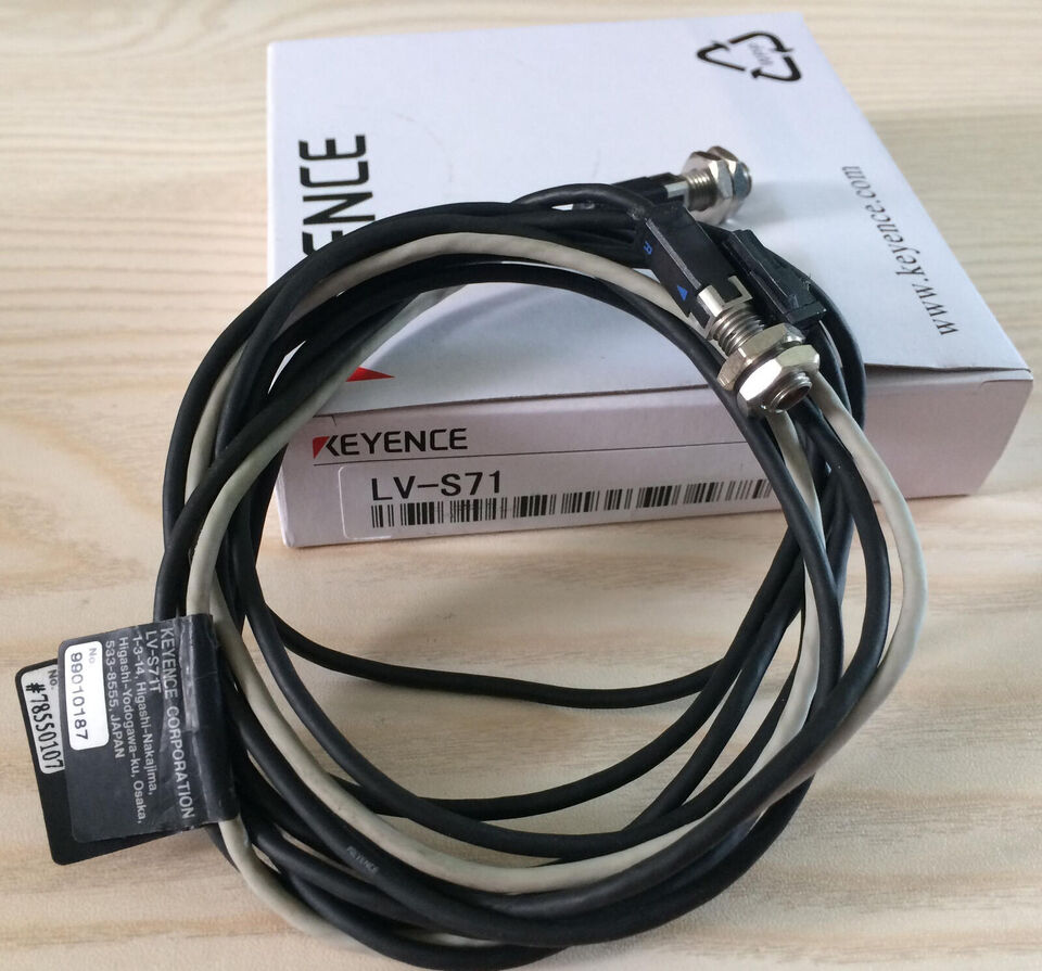 new 1PC KEYENCE LV-S71 Laser Sensor LVS71 In Box ping - KEYENCE