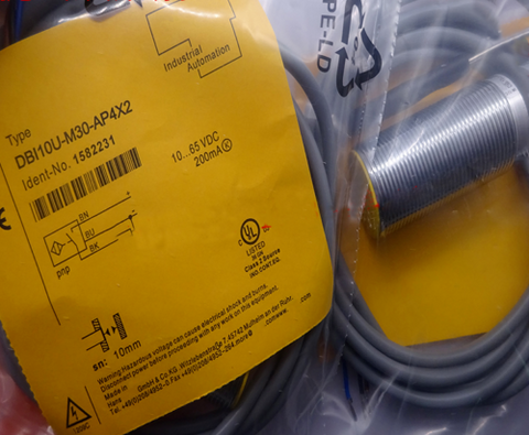 TURCK DBI10U-M30-AP4X2 Inductive Sensor - High-Performance Monitoring Solution - TURCK