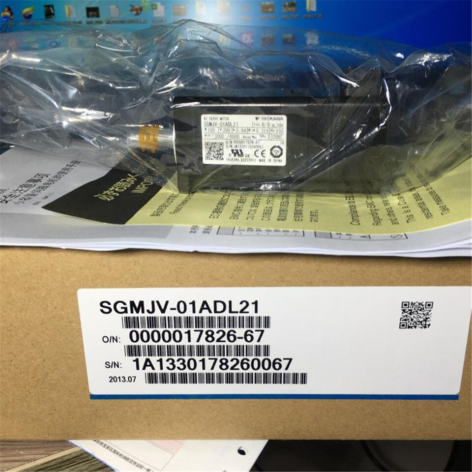 new 1PC Yaskawa SGMJV-01ADL21 Servo Motor In Box SGMJV01ADL21 ping - YASKAWA