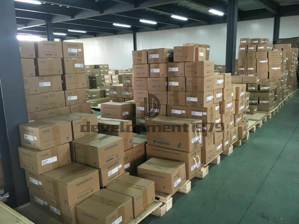 new ONE Yaskawa CIMR-VU4A0004BAA Variable Frequency Drive - YASKAWA