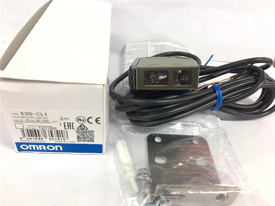 new Omron E3S-CL1 Photoelectric Switch One E3SCL1 - OMRON