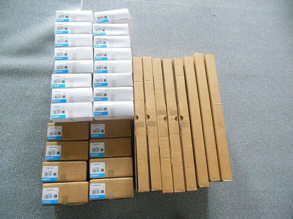 new 1PC OMRON PLC C200HW-PA204S C200HWPA204S - OMRON