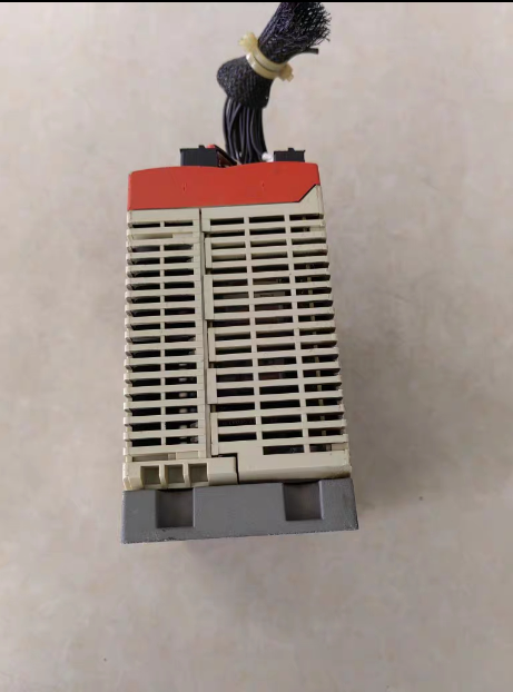 used 1pc Schneider XPS-MC XPSMC16Z - SCHNEIDER