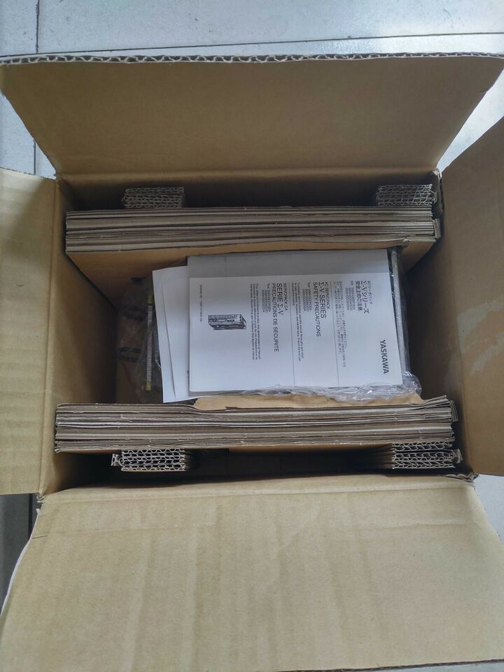 new 1PC YASKAWA For SGDV-3R5D11A ping (by or ) - YASKAWA