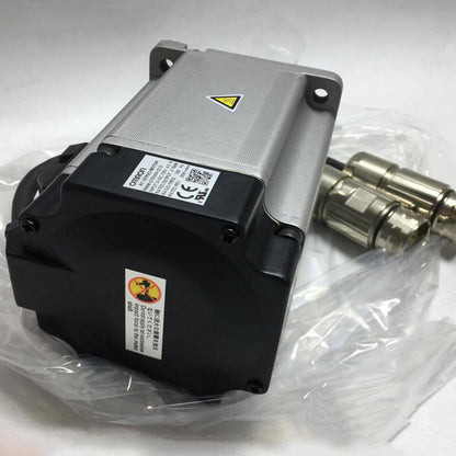 Omron R88M-G75030H-S2-D Servo Motor In Box - OMRON