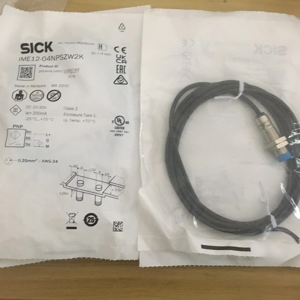 new SICK IME12-08NPSZW2K Proximity Switch One IME1208NPSZW2K - SICK