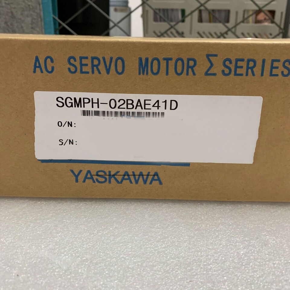 new 1PC Yaskawa SGMPH-02BAE41D Servo Motor In Box ping - YASKAWA