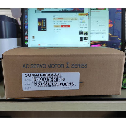 new 1PC Yaskawa SGMAH-08AAA21 Servo Drive In Box ping