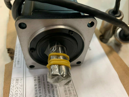 new 1PC Omron R7M-A20030-S1-D R7MA20030S1D Servo Motor In Box ping - OMRON