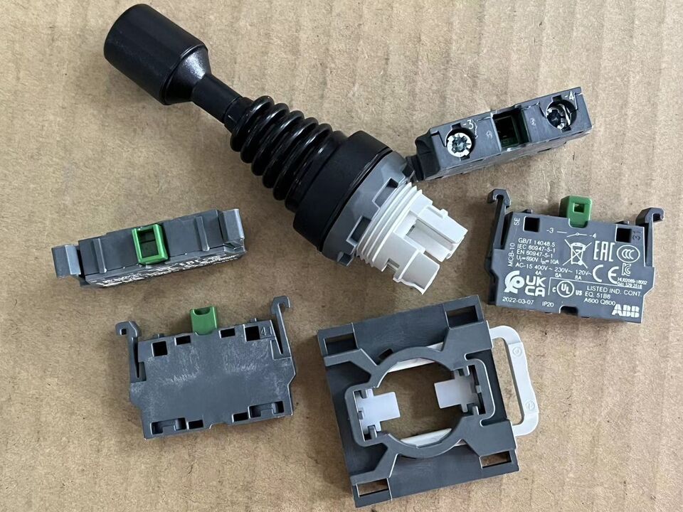 new 1 PCS  Cross rocker switch With 4 *MCB-10 MJS6-40B