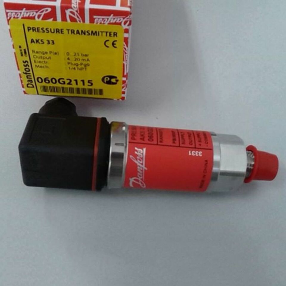 Optimized Pressure Transmitter Model AKS 33 060G2115 In by Danfoss for Industrial Applications - DANFOSS