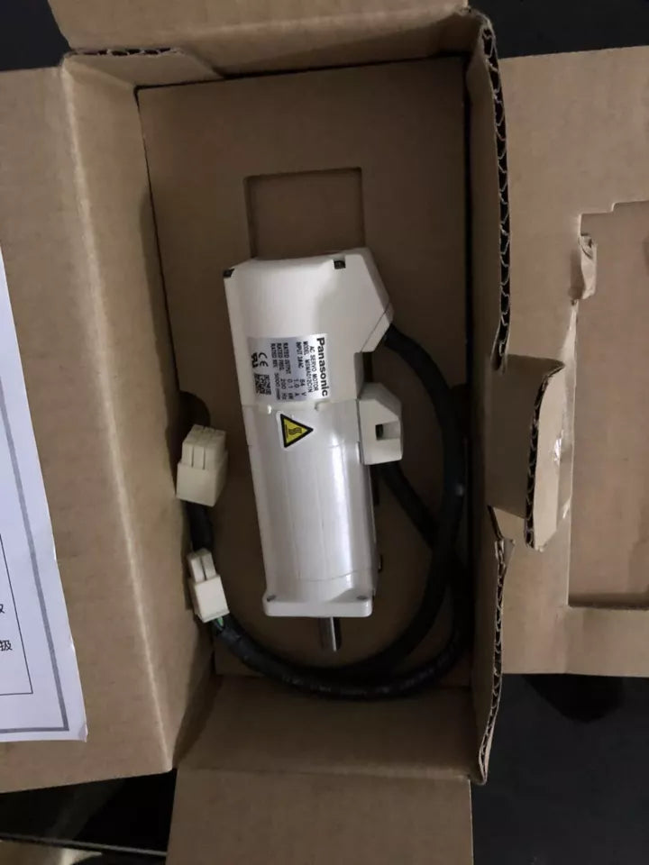 New Panasonic MSMA012C1N Servo Motor - PANASONIC