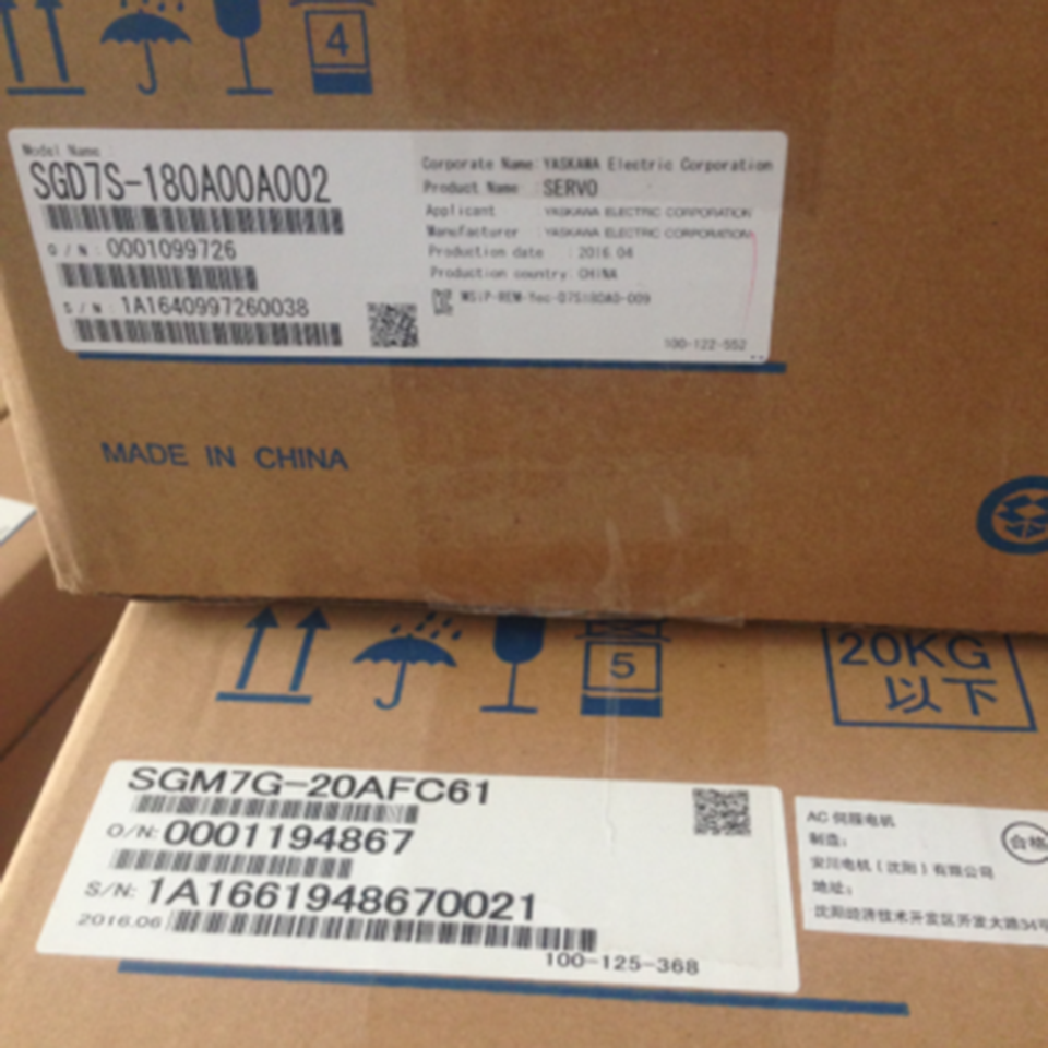 new 1PC Yaskawa SGD7S-180A00A002 AC Servo Drive In Box ping