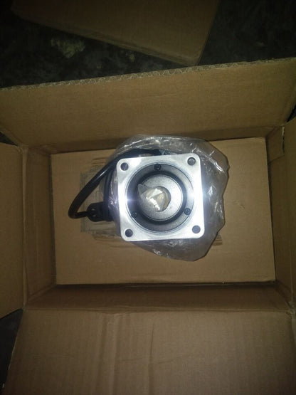 new 1PC Yaskawa SGMG-20A2AB Servo Motor In Box ping SGMG20A2AB