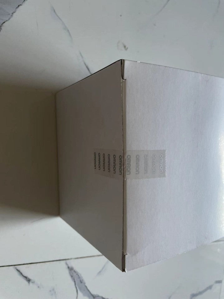 new 1PC  Omron CJ2M-CPU31 PLC Module CJ2MCPU31 In Box ping